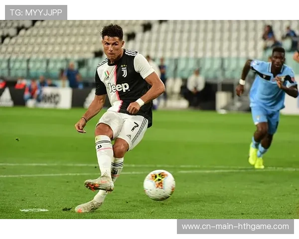 尤文禁区防守训练更严谨——迈向完美守护的全新提升之路 尤文禁区防守训练更严谨——迈向完美守护的全新提升之路